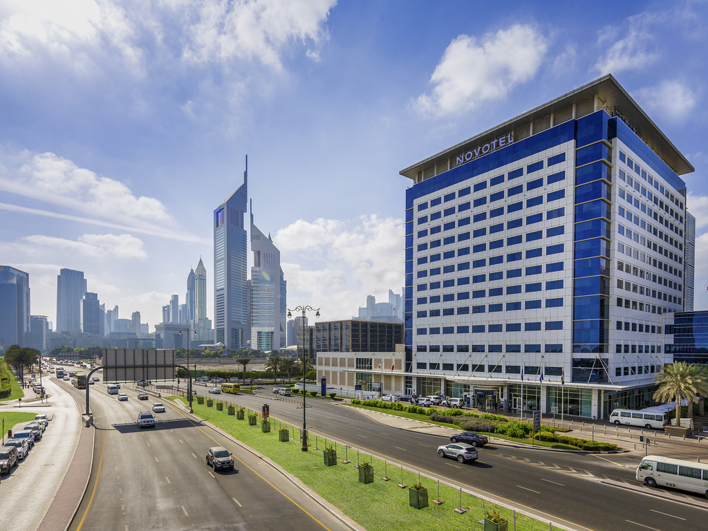 ✅ Food and Beverage Supervisor Jobs at Novotel Dubai – Apply Today 2025